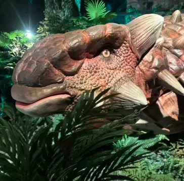 Dinosaurs: The Immersive Odyssey Dinosaurs: The Immersive Odyssey in Dubai - Photo 3