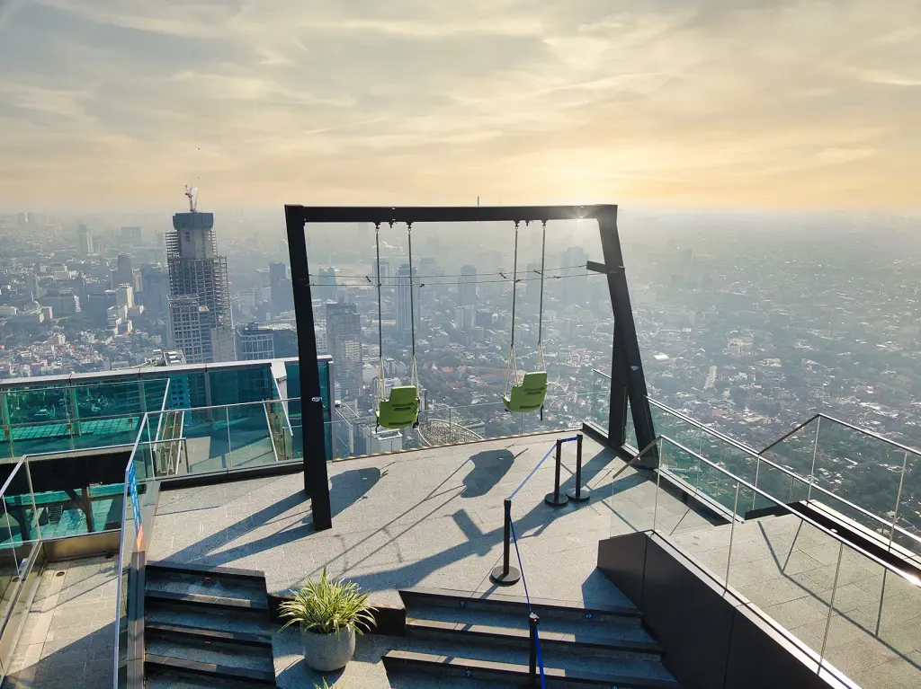 UP at Thamrin Nine in Jakarta - Photo 5
