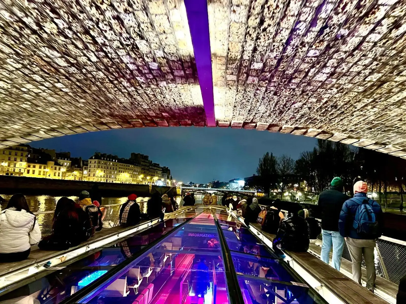 Paris: Illuminated Evening River Cruise & Waffle Tasting in Paris - Photo 3