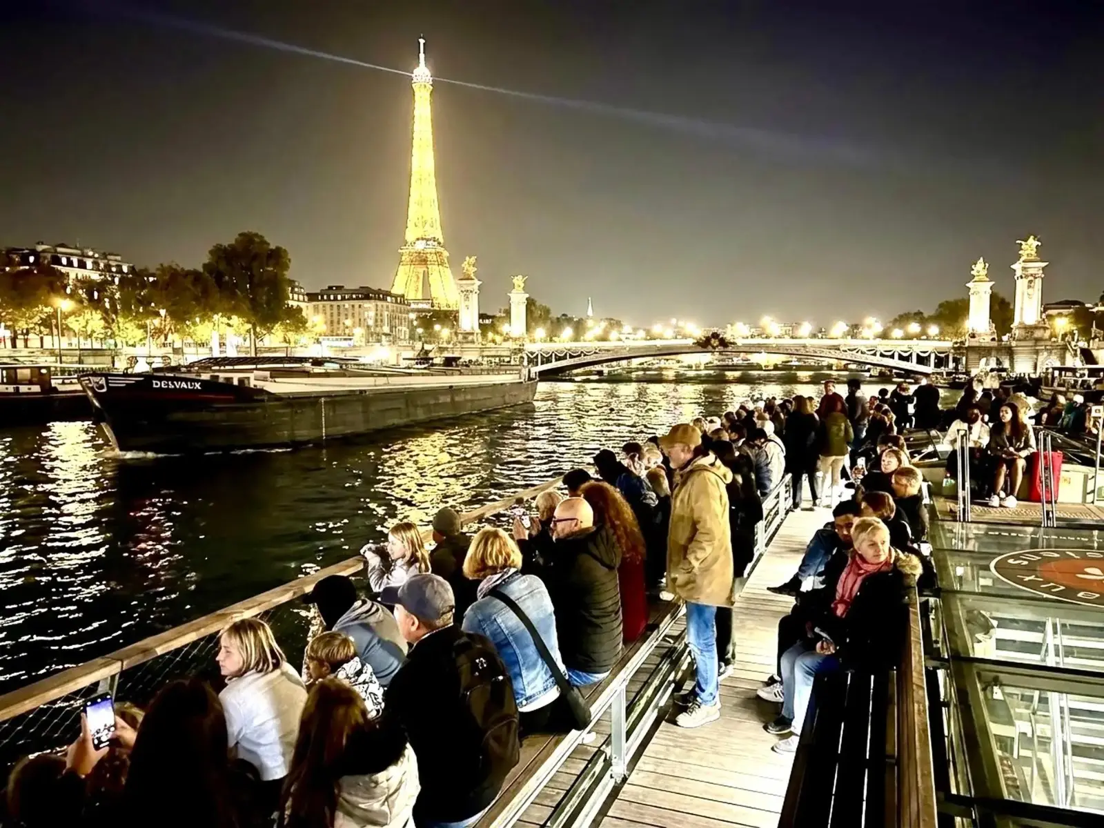 Paris: Illuminated Evening River Cruise & Waffle Tasting in Paris - Photo 2