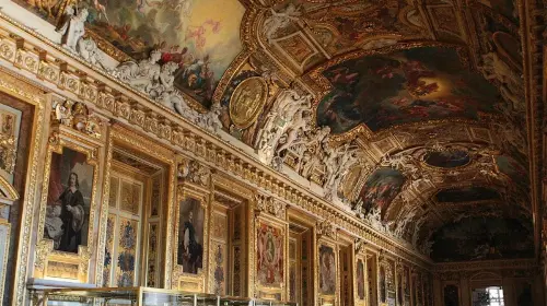 Louvre Museum Louvre Museum in Paris - Photo 2