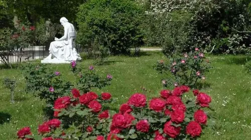 Jardin des Plantes Jardin des Plantes in Paris - Photo 7