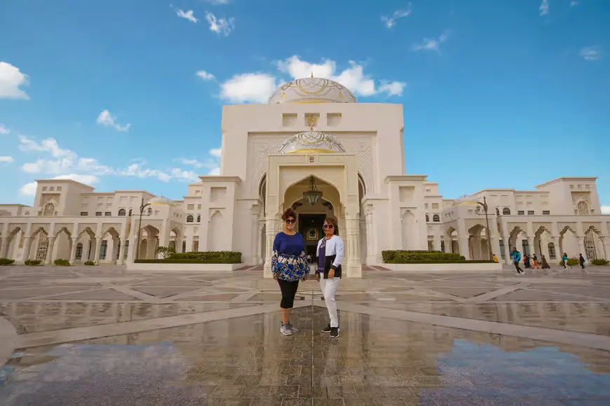 Abu Dhabi Premium Full-Day Sightseeing Tour Abu Dhabi Premium Full-Day Sightseeing Tour in Dubai - Photo 2