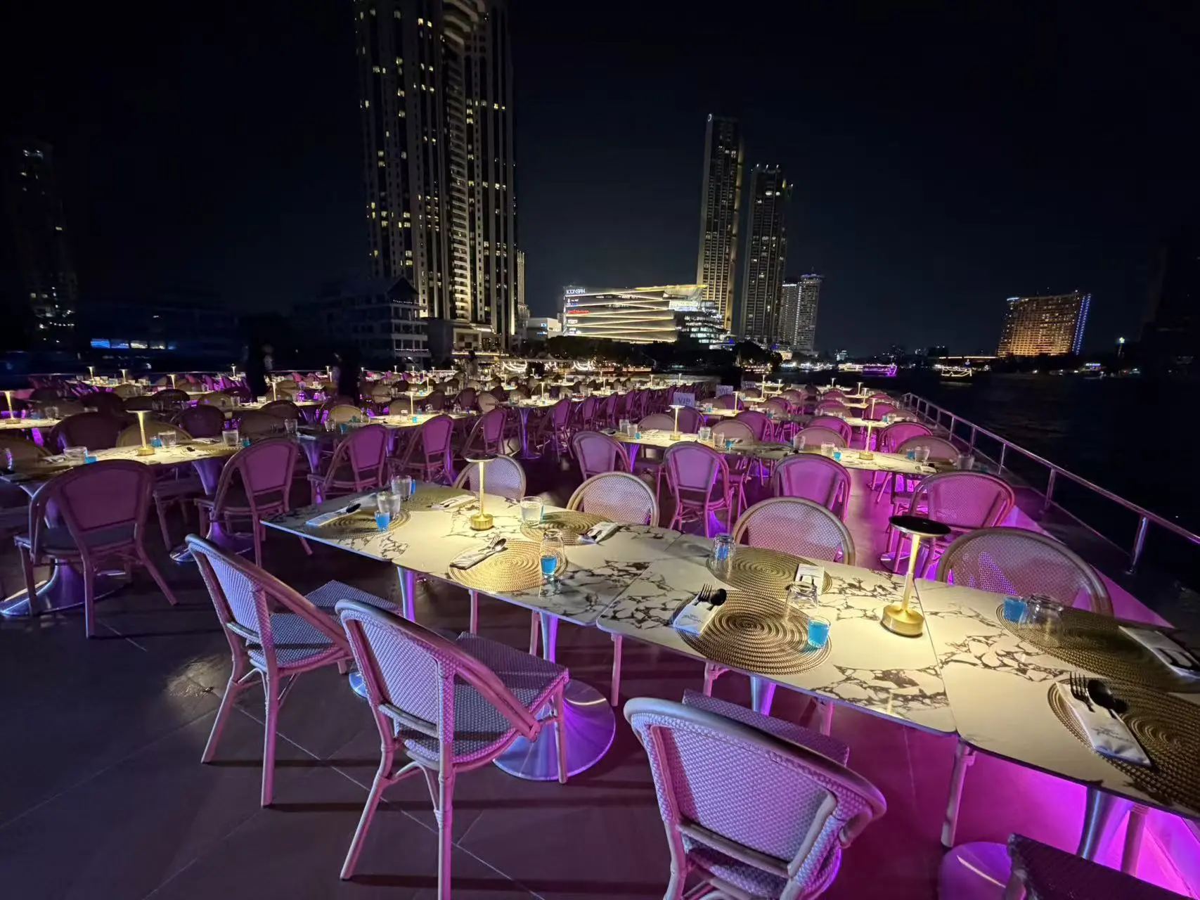 Super Galaxy Cruise in Bangkok - Photo 8