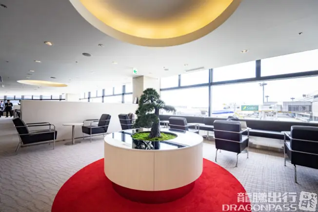 Aspire Lounge Narita International Airport Aspire Lounge Narita International Airport in Tokyo - Photo 9