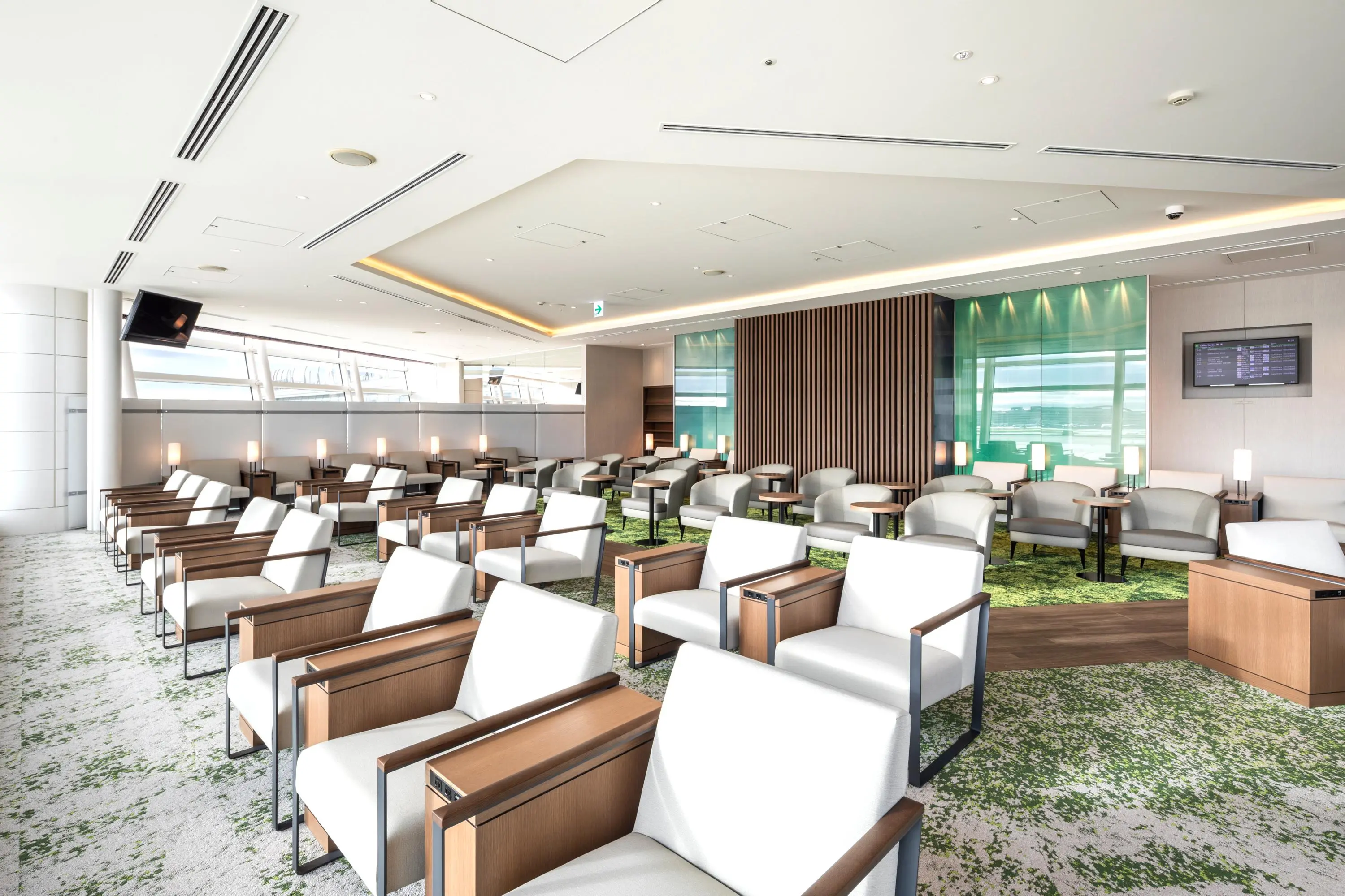 TIAT LOUNGE Tokyo International (Haneda) Airport TIAT LOUNGE Tokyo International (Haneda) Airport in Tokyo - Photo 5
