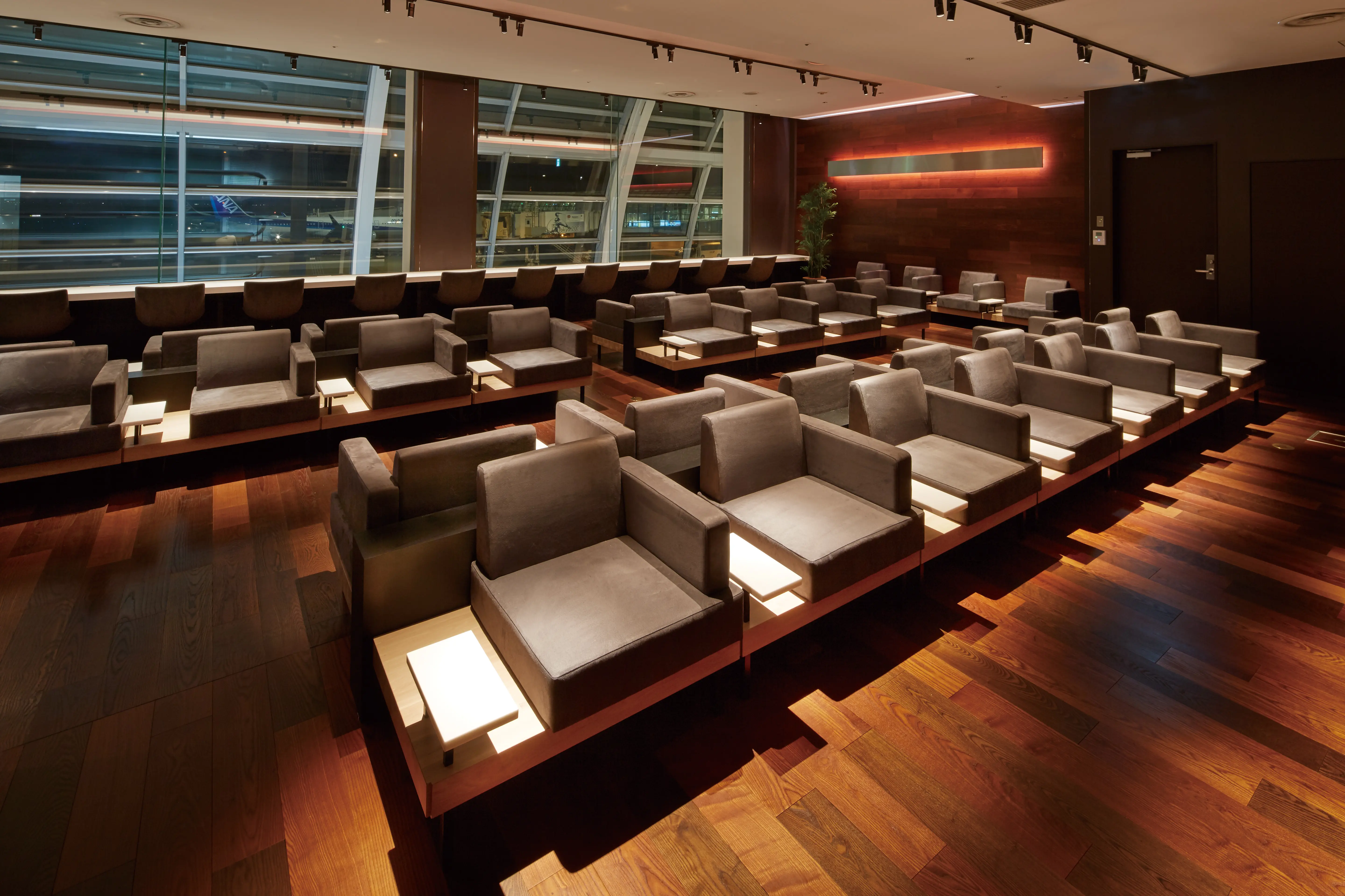 AIRPORT LOUNGE (South) Tokyo International (Haneda) Airport AIRPORT LOUNGE (South) Tokyo International (Haneda) Airport in Tokyo - Photo 3