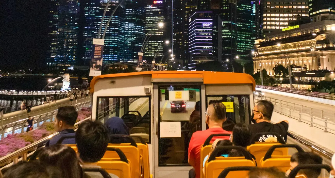 Singapore NightVee Ride: 1-Hour in Singapore - Photo 2