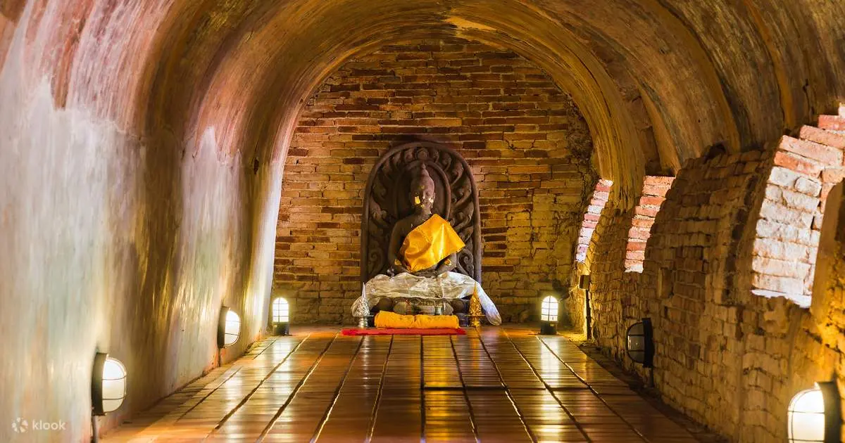 Day Tour Doi Suthep and Wat Umong Night Tour Plus, visit Wat Pa Lad in Chiang Mai