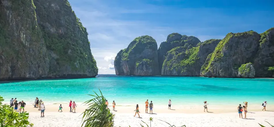 Phuket: Phi Phi Islands, Maya Bay & Khai Islands Day Tour | Free WiFi | Power Catamaran (Kelly,白珍珠) Phuket: Phi Phi Islands, Maya Bay & Khai Islands Day Tour | Free WiFi | Power Catamaran (Kelly,白珍珠) in Phuket - Photo 4
