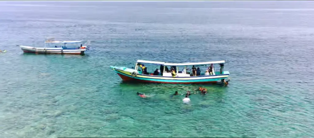 Open Trip Pulau Pari 2 Days 1 Night – via Pelabuhan Sunda Kelapa Open Trip Pulau Pari 2 Days 1 Night – via Pelabuhan Sunda Kelapa in Jakarta - Photo 13