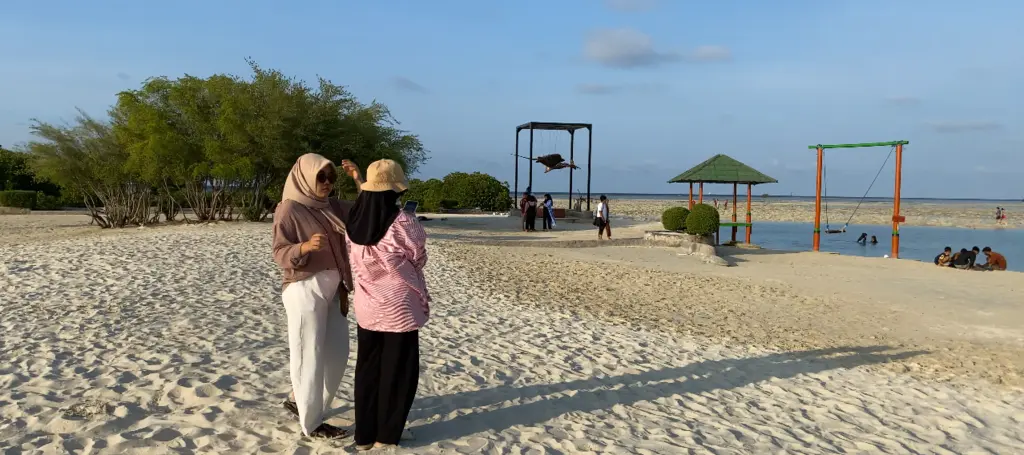 Open Trip Pulau Pari 2 Days 1 Night – via Pelabuhan Sunda Kelapa Open Trip Pulau Pari 2 Days 1 Night – via Pelabuhan Sunda Kelapa in Jakarta - Photo 3