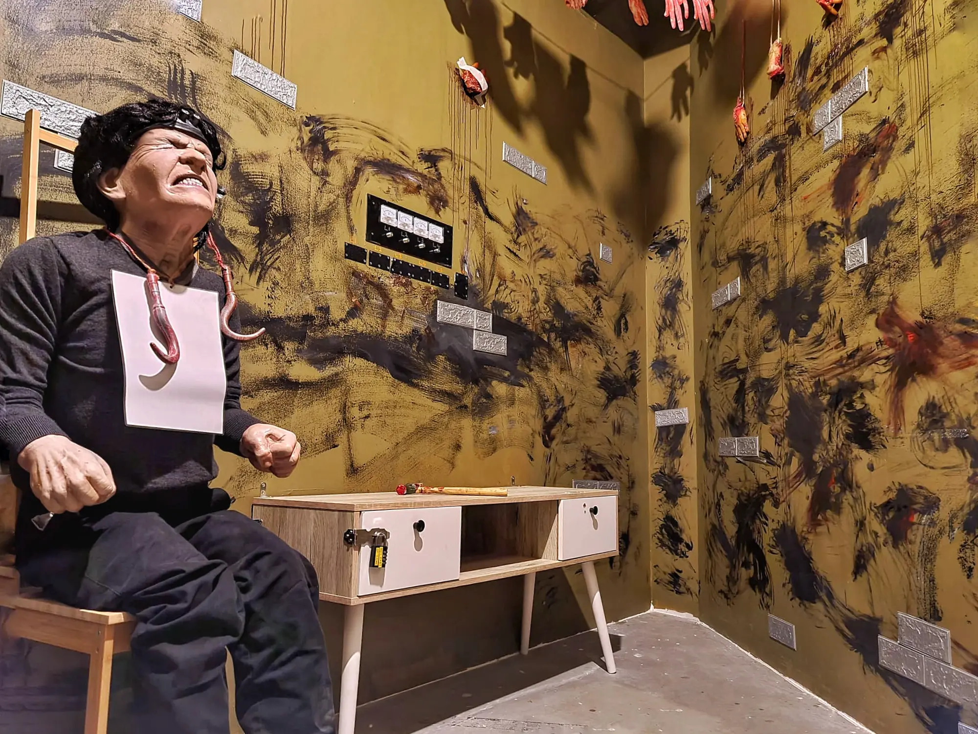 Trapped Escape Room Trapped Escape Room in Singapore - Photo 4
