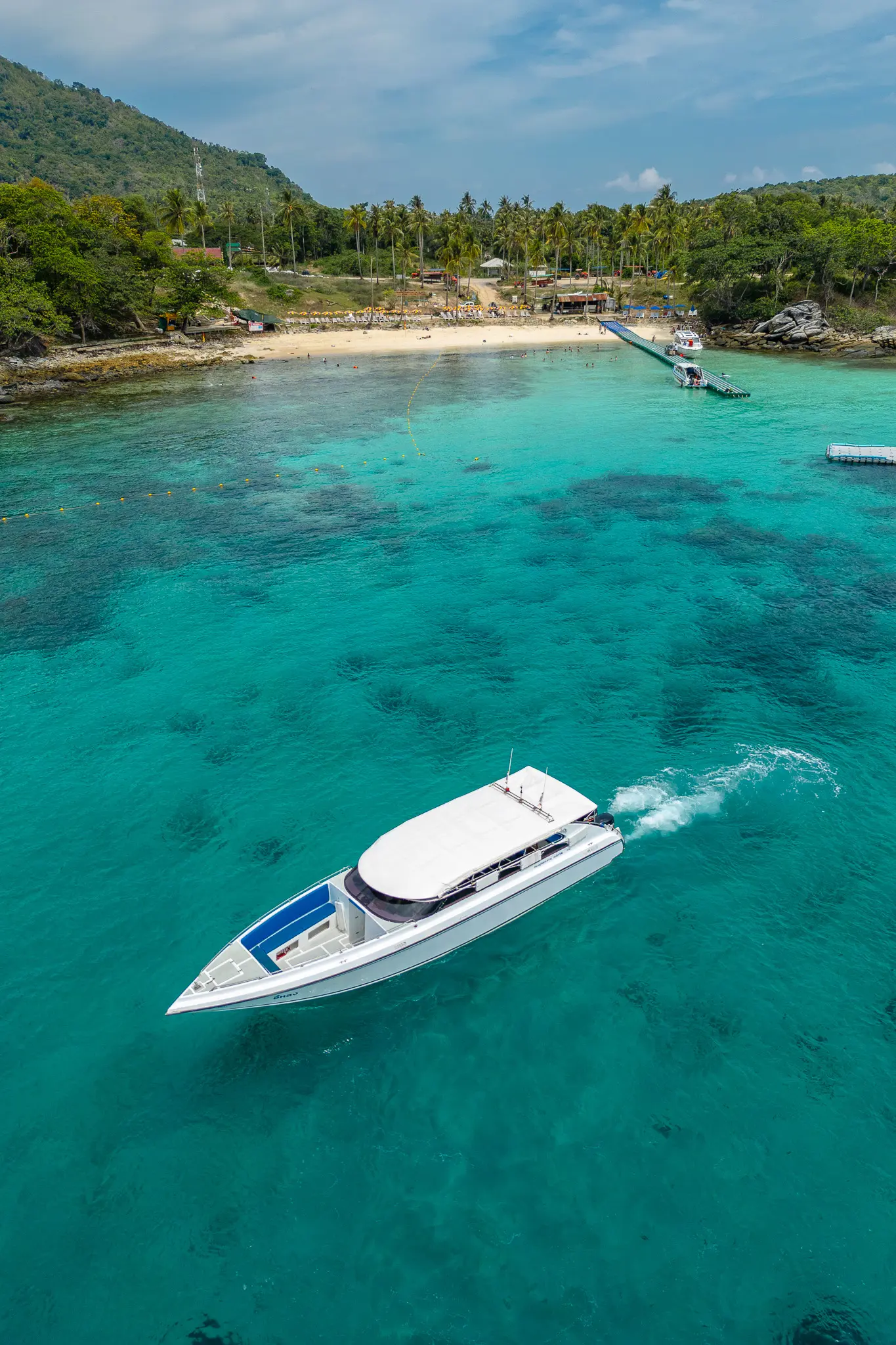Day Trip Racha Island + Coral Island By Speedboat （皇帝岛+珊瑚岛一日游 - 白金、合金快艇） in Phuket
