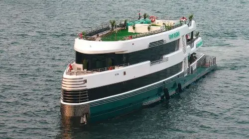 [Abu Dhabi] ROSE ROYALE Abu Dhabi Luxury Mega Yacht Buffet with Multiple Package Options - Soft Drinks/Alcohol/VIP Area Available Transport Passes in Dubai - Photo 3