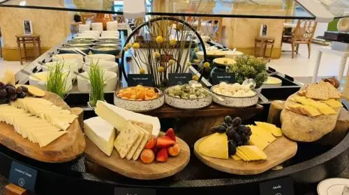 Abu Dhabi Emirates Palace Mandarin Oriental Buffet - Choose Between Lunch or Dinner and Capture Photos of the Iconic Eight-Star Palace While Dining Abu Dhabi Emirates Palace Mandarin Oriental Buffet - Choose Between Lunch or Dinner and Capture Photos of the Iconic Eight-Star Palace While Dining in Abu Dhabi - Photo 7