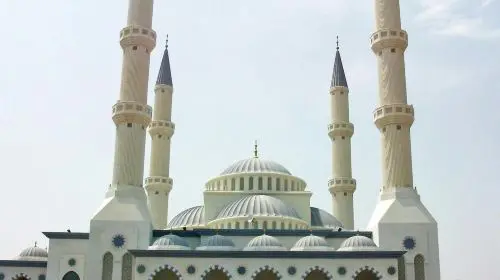 Dubai Half-Day City Tour and Blue Mosque Visit Day Tours Dubai Half-Day City Tour and Blue Mosque Visit Day Tours in Dubai - Photo 2