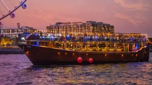 Dubai Atlantis Balloon Ride tour & Marina Dhow Dinner Cruise with Private Transfers Day Tours Dubai Atlantis Balloon Ride tour & Marina Dhow Dinner Cruise with Private Transfers Day Tours in Dubai - Photo 4