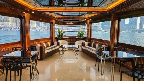 ROSE ROYALE Abu Dhabi Luxury Mega Yacht Buffet/Includes Soft Drinks/Unlimited Alcohol Option/VIP Package Priority Boarding Transport Passes in Abu Dhabi